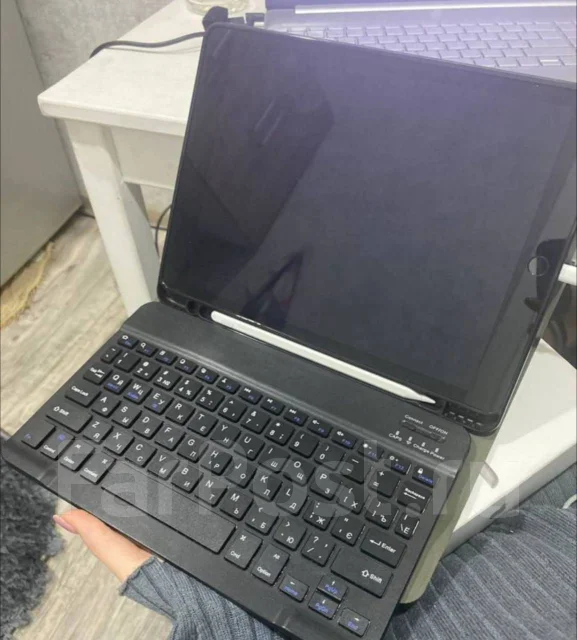 Apple iPad 9. ������ �� 8 �� ����