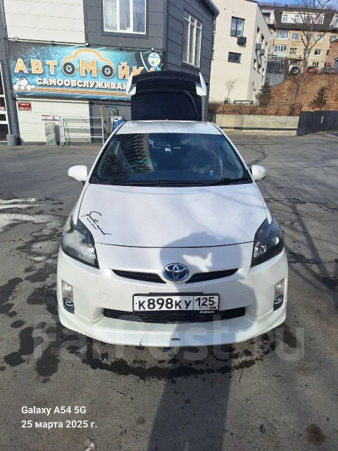 Toyota Prius. �������, ��������, 18.0, ������, 275 000����. �� ����