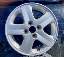 Daihatsu. 5.0x14", 4x100, ET40,  52,0. 