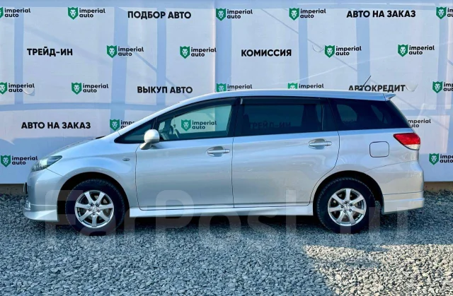 Toyota Wish. �������, 4wd, 1.8 (133��.�.), ������, 152 000����. �� ����