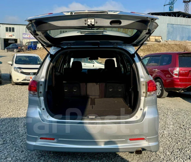 Toyota Wish. �������, 4wd, 1.8 (133��.�.), ������, 152 000����. �� ����