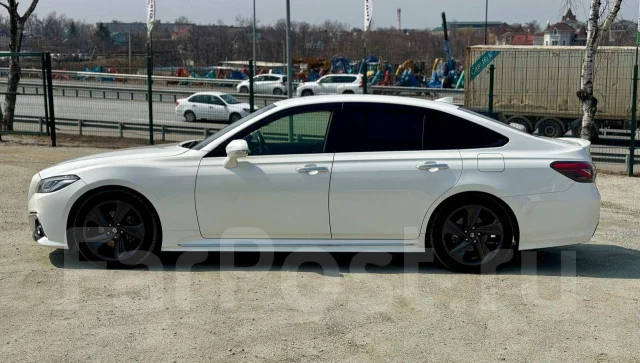 Toyota Crown. �������, ������, 2.0 (245��.�.), ������, 119 000����. �� ����