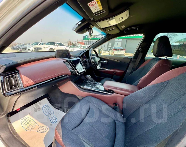 Toyota Crown. �������, ������, 2.0 (245��.�.), ������, 119 000����. �� ����