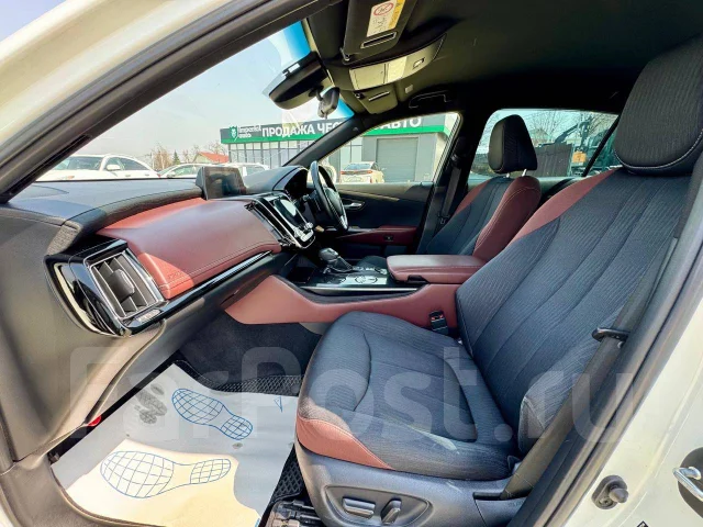 Toyota Crown. �������, ������, 2.0 (245��.�.), ������, 119 000����. �� ����
