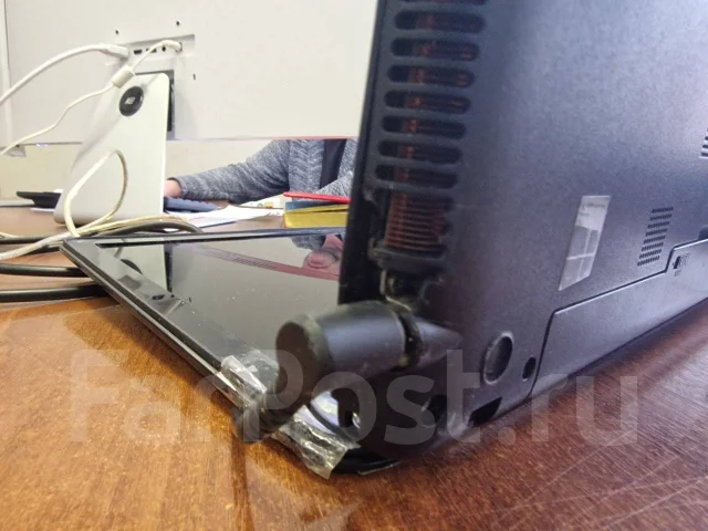 Sony VAIO SVF152A29V. 15.6", 1,8����, ��� 6 ��, ���� 700���, WiFi: 1, Bluetooth: 1, ����������� �� 1��. ����