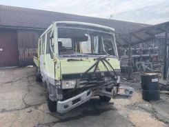 Mitsubishi Fuso Fighter ����