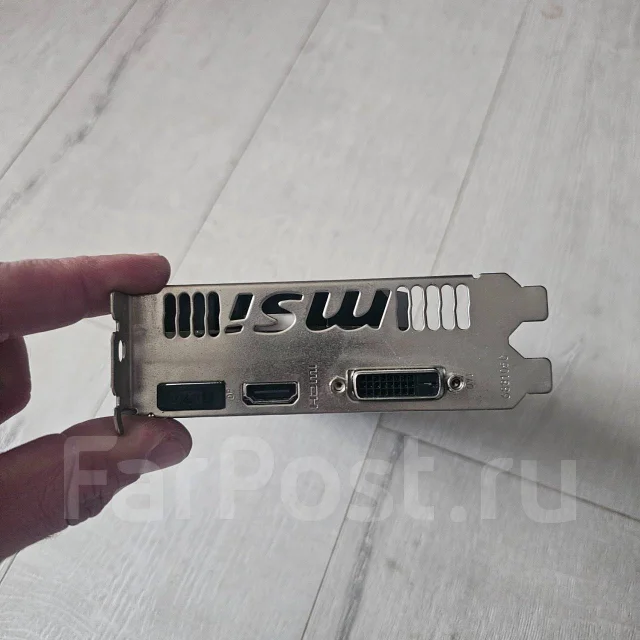 GeForce GTX 1050 ����