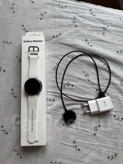 Samsung Galaxy Watch4. GPS, NFC ����