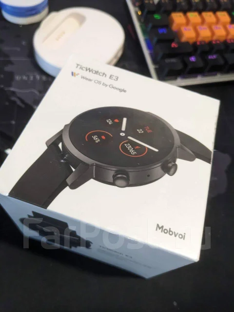 TicWatch E3. GPS, NFC, IP68 ����