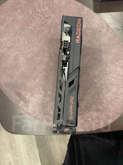 Radeon RX 6500 XT ����