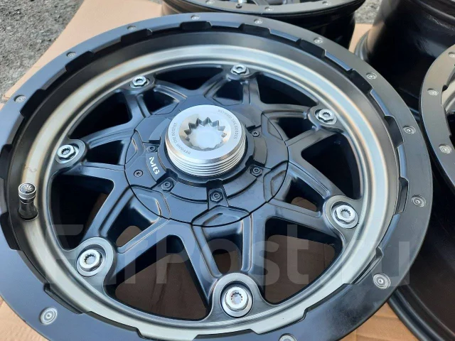 Crimson MG Lycan. 8.0x16", 6x139.7, ET0, �� 106,2���. ����