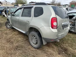 Renault Duster ����