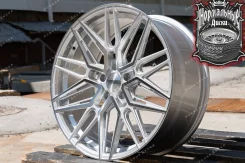Vossen HF-7. 8.5x20", 5x114.3, ET35, �� 73,1���. ����
