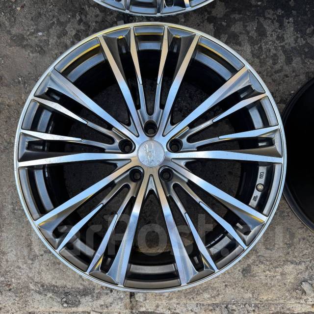 Brocken. 8.5x20", 5x114.3, ET33,  73,1. 