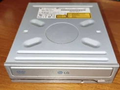 DVD-ROM �������. ����