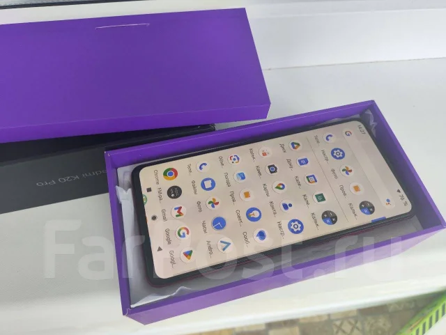 Xiaomi Redmi K20. �/�, 256 ��, �������, 4G LTE, Dual-SIM ����
