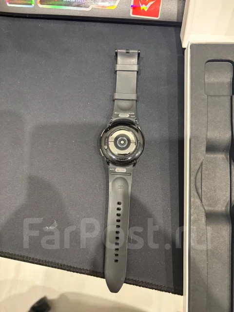 Samsung Galaxy Watch6 Classic ����