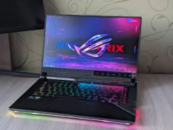 Asus ROG Strix Scar 15 G533ZW. 15.6", 5����, ��� 32 ��, ���� 1 000���, WiFi: 1, Bluetooth: 1, ����������� �� 3��. ����