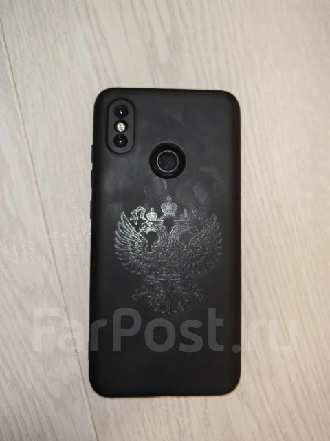 Xiaomi Mi8. �/�, 128 ��, ������, 3G, 4G LTE, Dual-SIM, NFC ����