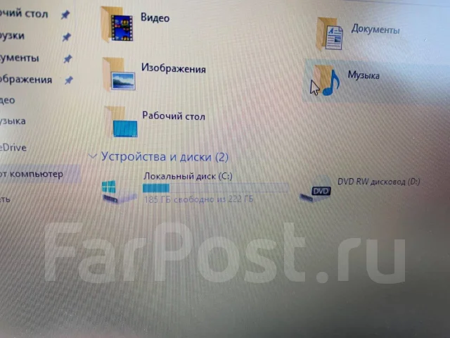 Samsung 300E5A-S03. 15", 2,3����, ��� 8 ��, ���� 250���, WiFi: 1, Bluetooth: 1, ����������� �� 4��. ����