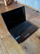 Asus K53S. 2,1����, ��� 3072 ��, ���� 500���, WiFi: 1, Bluetooth: 1, ����������� �� 1��. ����