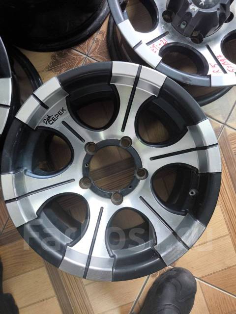 Dick Cepek. 8.0x15", 5x139.7, ET-21, �� 110���. ����