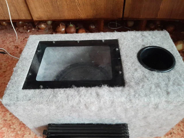 Soundstream ����