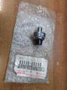 ������ �������� ����� Toyota 8353060050 8353060050 ����
