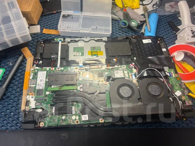 Acer Nitro 5 AN515-52. 15.6", 4,1����, ��� 16 ��, ���� 1 000���, WiFi: 1, Bluetooth: 1, ����������� �� 10��. ����