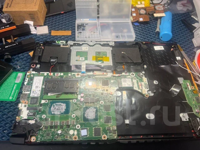 Acer Nitro 5 AN515-52. 15.6", 4,1����, ��� 16 ��, ���� 1 000���, WiFi: 1, Bluetooth: 1, ����������� �� 10��. ����