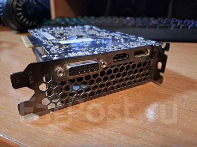 GeForce RTX 3050 ����