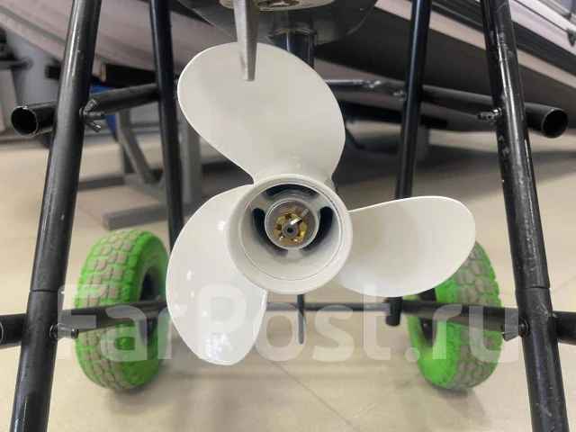 Sea-Pro. 9,8��.�., 2-�������, ����������, ���� S (381 ��), 2026 ��� ����
