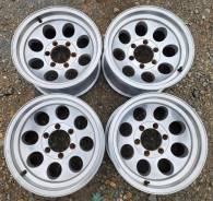 Mickey Thompson. 8.0x16", 6x139.7, ET0,  110,0. 