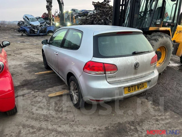 ��������� Volkswagen Golf 6 2008-2012 20891123 036903024H ����