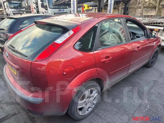 ���������� ������������ Ford Focus 2 2005-2008 11477631 1744997 ����