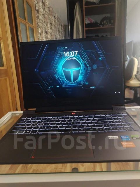 Thunderobot 911 X Wild Hunter G2 Pro. 15.6", 4����, ��� 16 ��, ���� 512���, WiFi: 1, Bluetooth: 1, ����������� �� 5��. ����