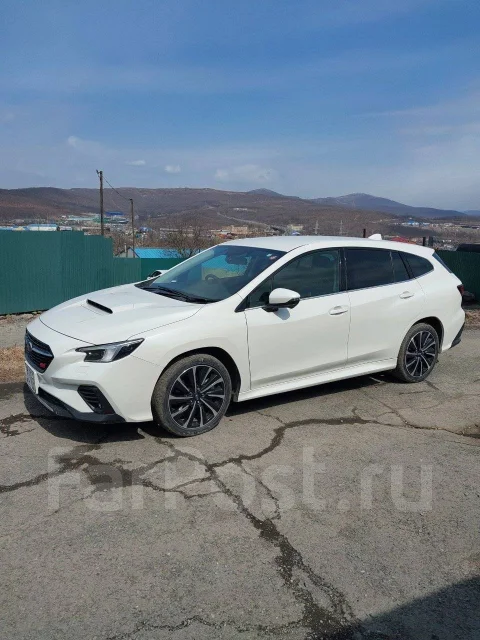 Subaru Levorg. ��������, 4wd, 1.8 (177��.�.), ������, 41 000����. �� ����