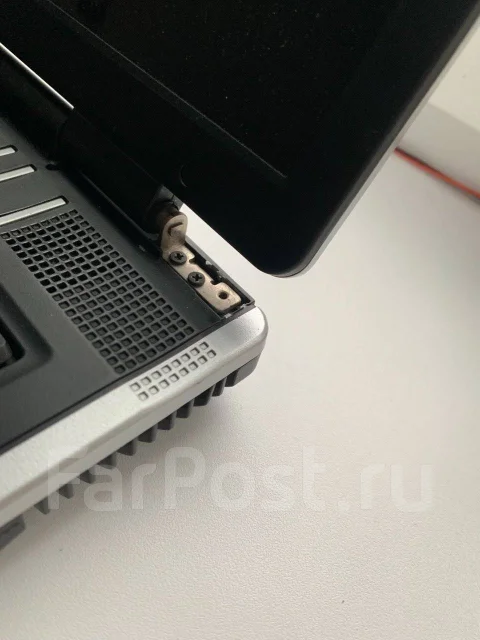 Fujitsu Siemens Amilo. 15.4", 1,8����, ��� 2048 ��, ���� 160���, WiFi: 1 ����