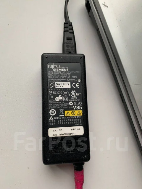 Fujitsu Siemens Amilo. 15.4", 1,8����, ��� 2048 ��, ���� 160���, WiFi: 1 ����