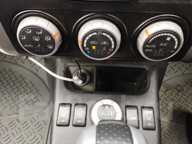 Nissan X-Trail. ��������, 4wd, 2.0 (137��.�.), ������, 250 000����. �� ����