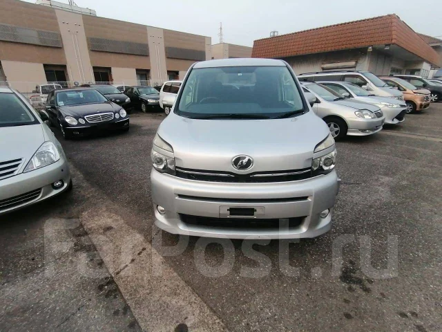 Toyota Voxy. ZRR70, 3ZRFE ����