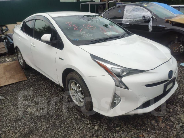 Toyota Prius. ZVW51, 2ZRFXE ����