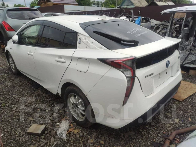 Toyota Prius. ZVW51, 2ZRFXE ����
