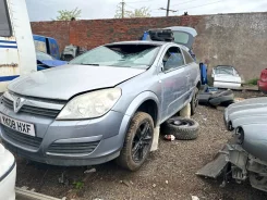 Opel Astra GTC ����