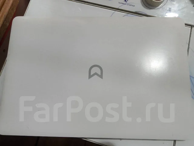 IRBIS NB62. 12", 1����, ��� 4 ��, ���� 8���, WiFi: 1, Bluetooth: 1, ����������� �� 1��. ����