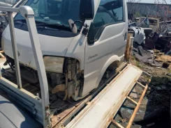 Mazda Bongo. SK82LN, F8 ����