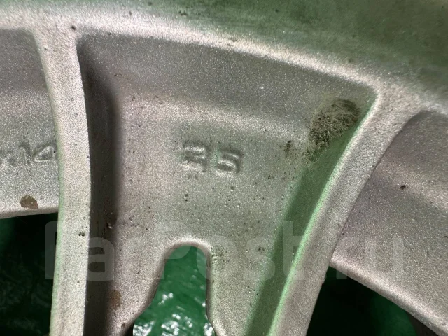 Almex. 5.5x14", 5x114.3, ET25 ����