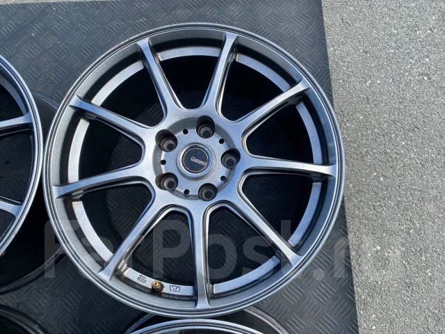 Hot Stuff G.speed. 8.0x17", 5x114.3, ET50, �� 73���. ����