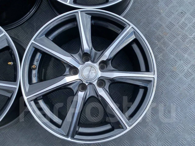 Dunlop Lofida. 7.0x17", 5x114.3, ET38, �� 73���. ����