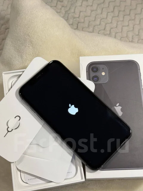 Apple iPhone 11. �/�, ������, 4G LTE ����